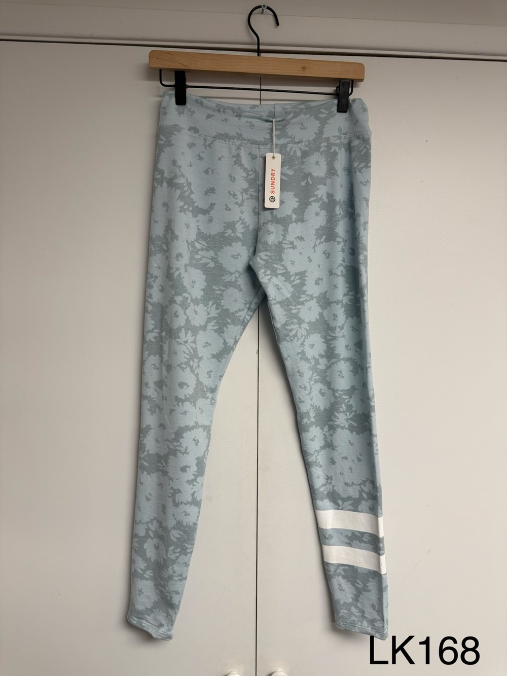 Sundry Blue Floral Stripe Leggings Size 2 Medium NWT